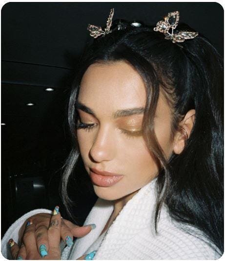 Revive Y2K Hairstyles: Unlock Iconic 2000s Trends with Essential Hair Serums