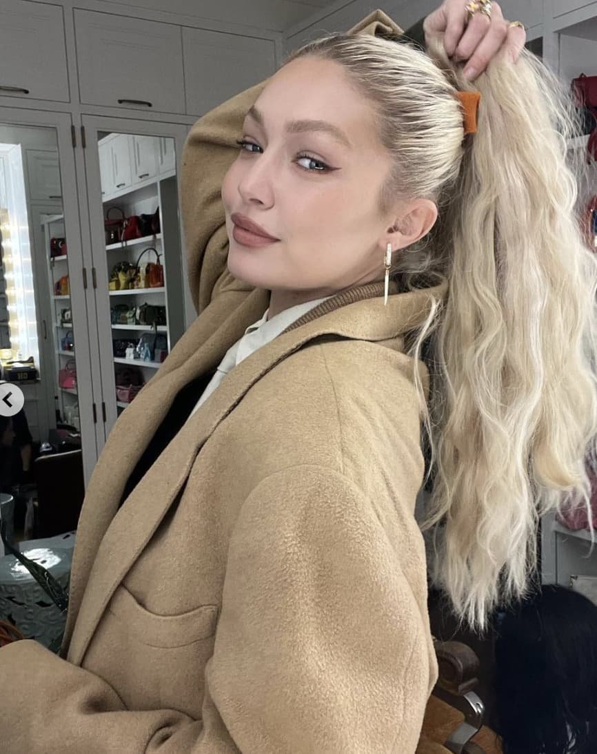 Mastering the Preppy Girl Hairstyle: Versatile Tips for Effortless Chic