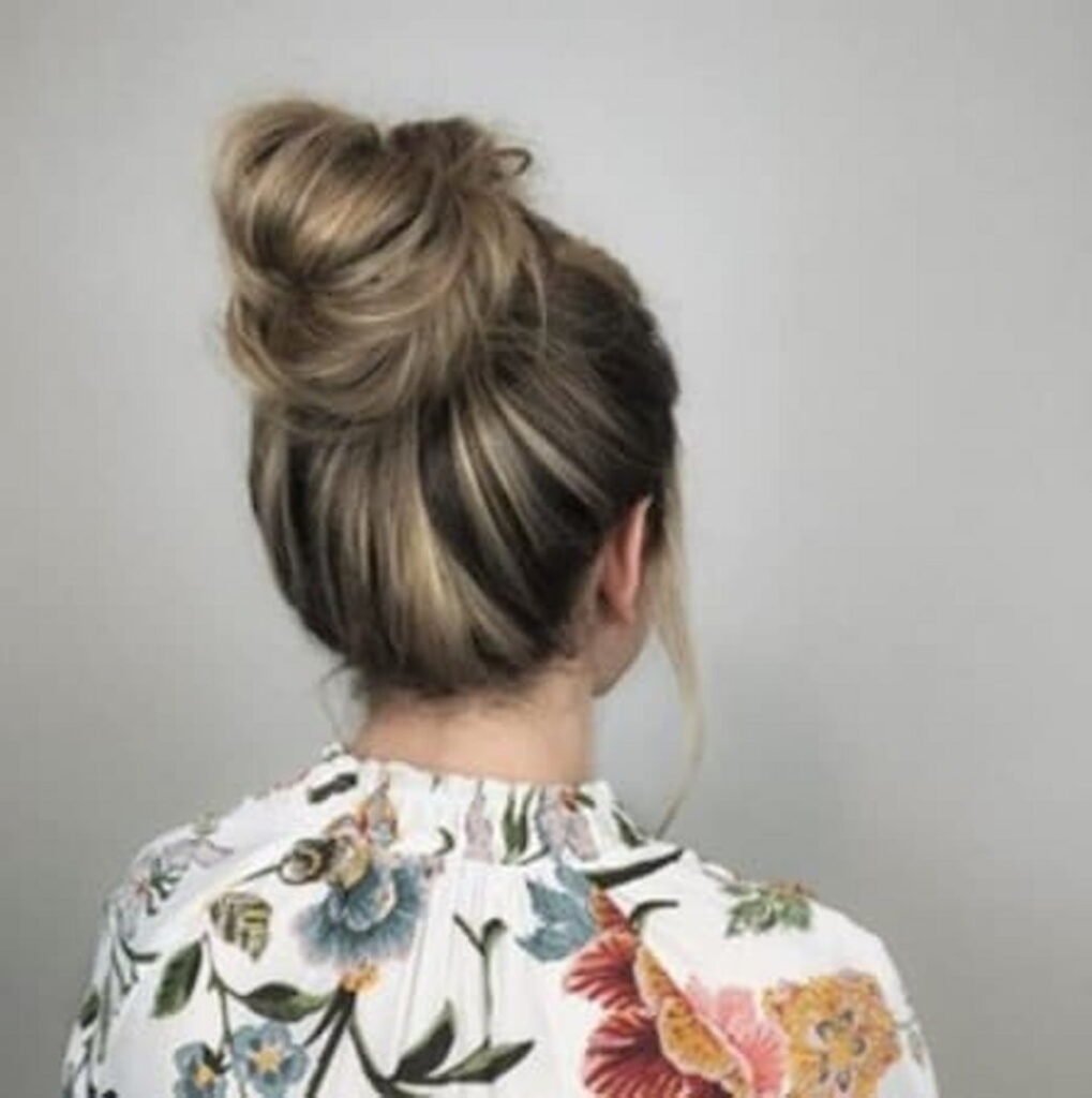 Effortless Travel Hairstyles: Stylish & Quick Looks for Your Goa Getaway Effortless Travel Hairstyles: Stylish & Quick Looks for Your Goa Getaway