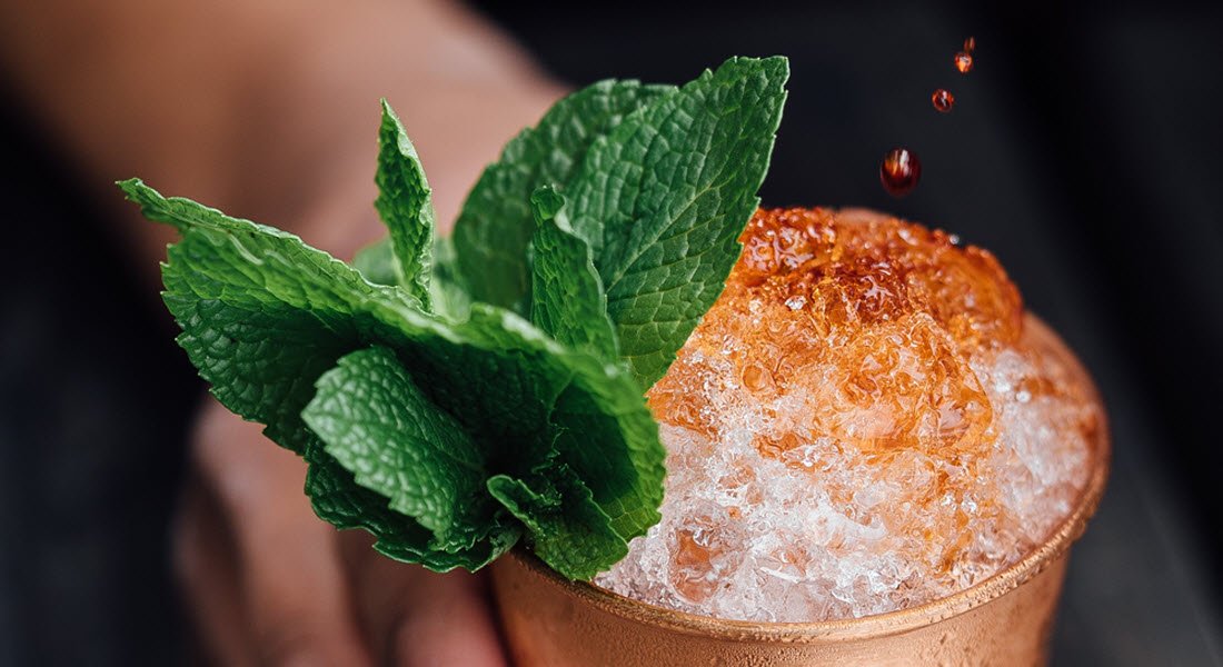 Essential Home Bar Gift Guide: Unforgettable Beer Flights, Stylish Shadow Boxes, and Must-Have Accessories