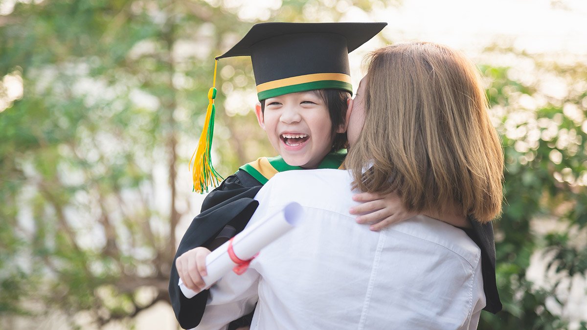 16 Creative Gift Ideas to Celebrate Your Kindergarten Graduate