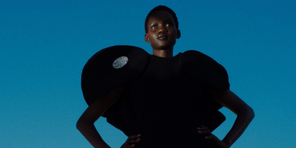 Fall 2025 Fashion Trends: Exaggerated Silhouettes and How to Wear Them