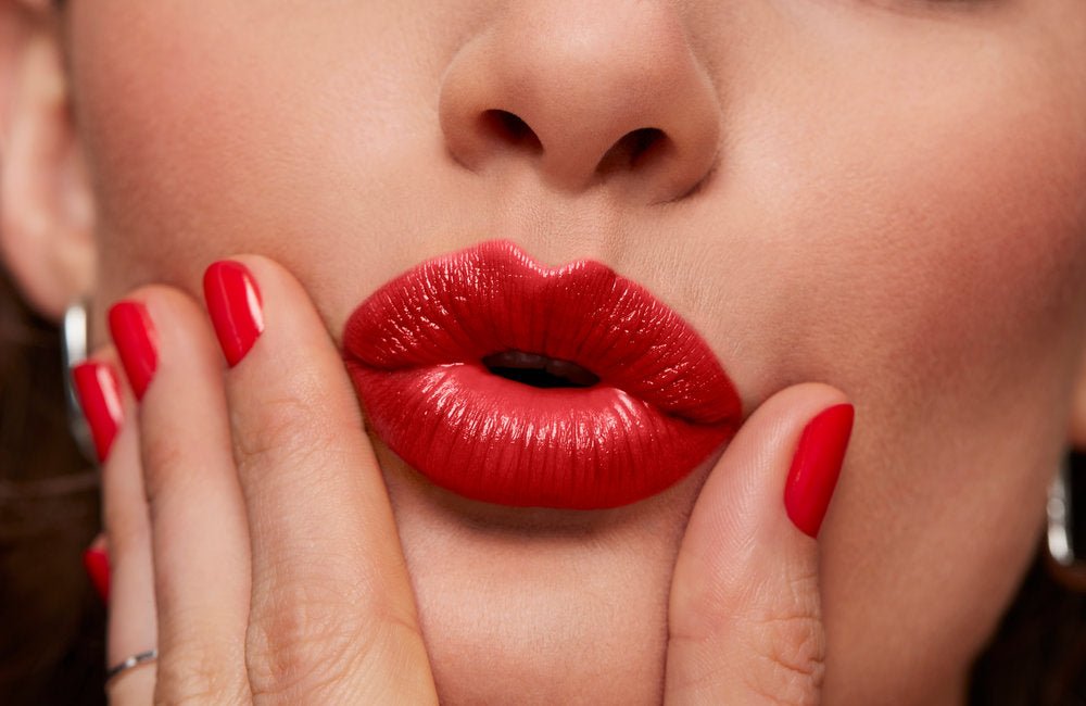 Master Your Lipstick Game: Essential Steps for Smooth, Comfortable Lips