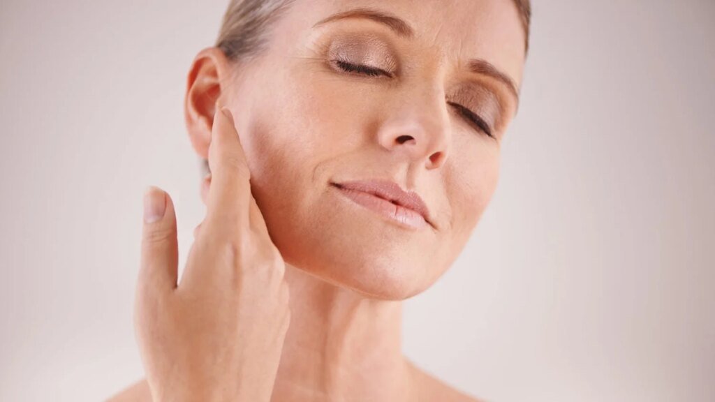 Timeless Beauty: Proven Anti-Aging Strategies from a Skincare Specialist