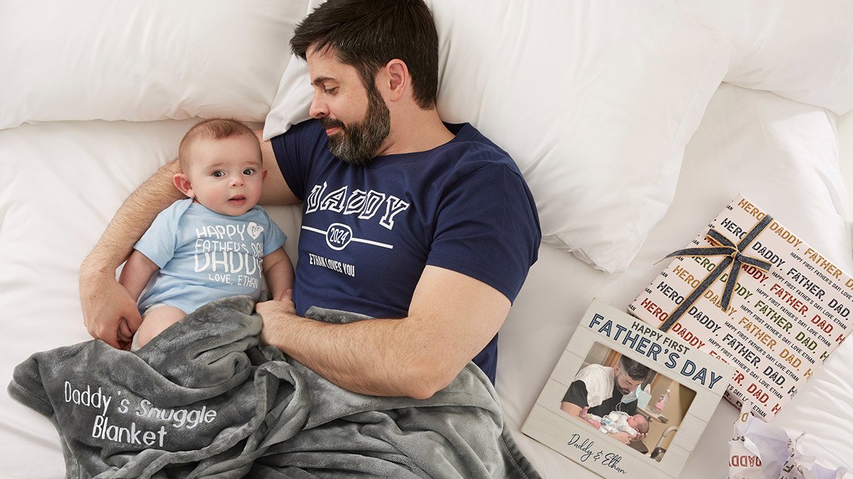 Top 10 Thoughtful Father’s Day Gifts for New Dads: Celebrate Their First Year