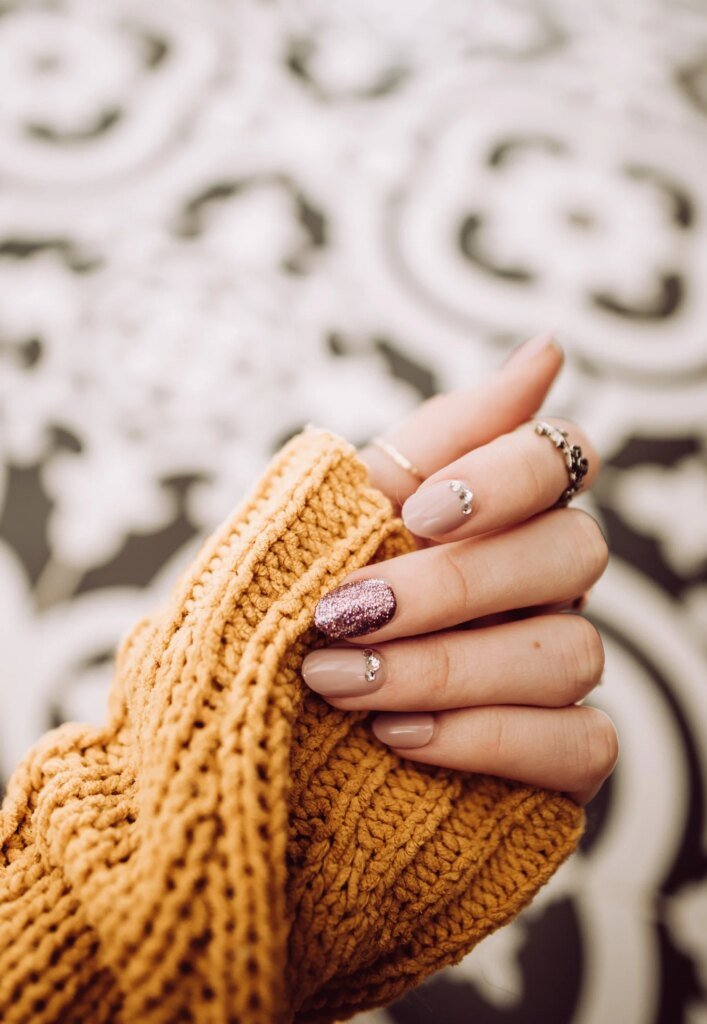 Top 3 Must-Know Tips for Selecting the Perfect Nail Dip Powder