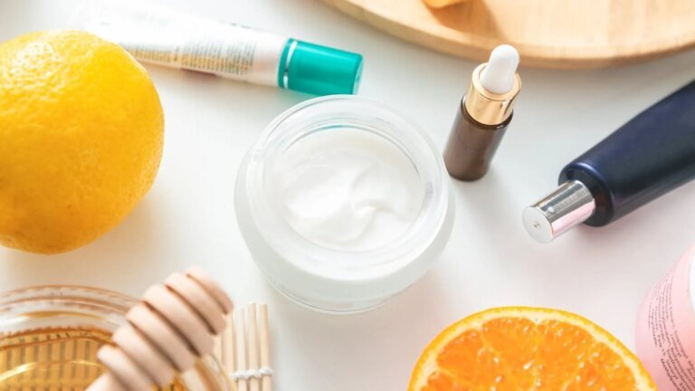 Unlock Radiant Skin: The Comprehensive Guide to Antioxidants in Skincare